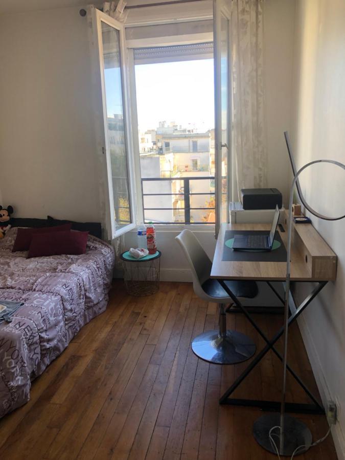 Appartement Tres Calme A 10Mn De Paris - Woman & Couples Only Courbevoie Exterior foto